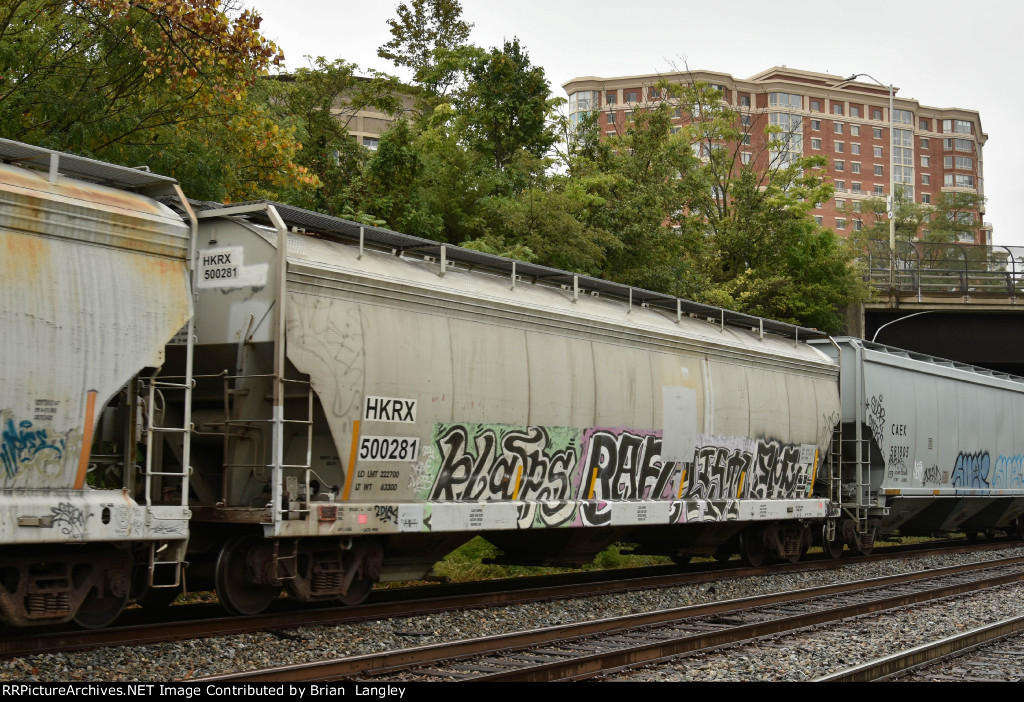 500281